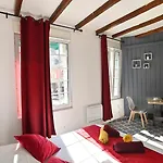 公寓 Spacieux T2 - Proche Centre - Confort Et Serenite 圣康坦