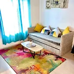 公寓 Spacieux T2 - Proche Centre - Confort Et Serenite 圣康坦